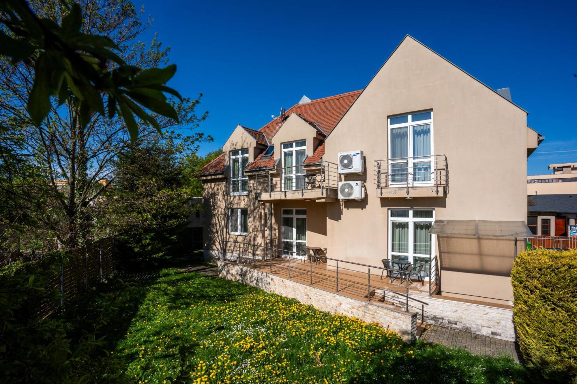 B&B Lajta Park Mosonmagyaróvár Dış mekan fotoğraf